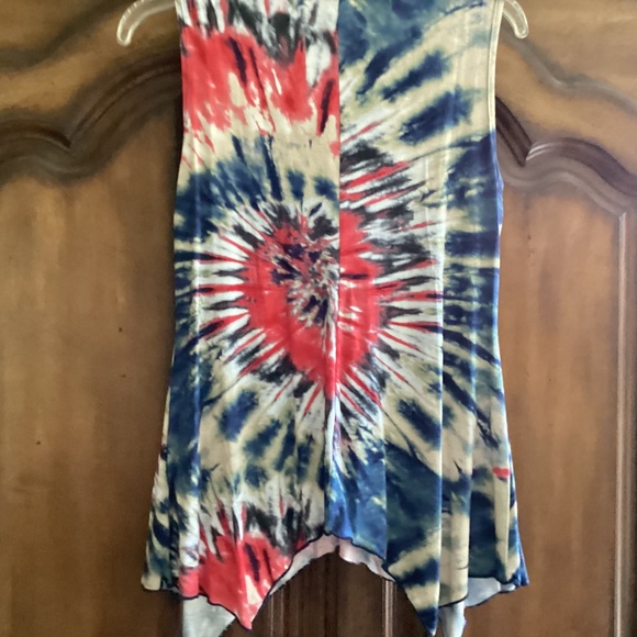 Unique top with beading on front Venus Clothing - Picture 5 of 6